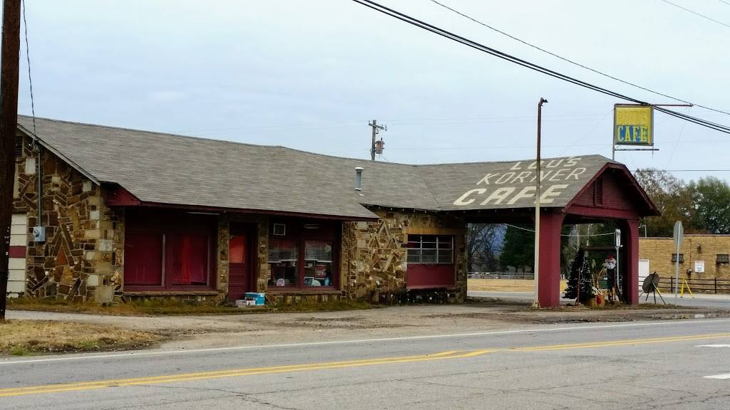 Lous Korner Cafe | restaurant | 4100-4124 W Walnut St, Ratcliff, AR 72951, USA | 4796352124 OR +1 479-635-2124
