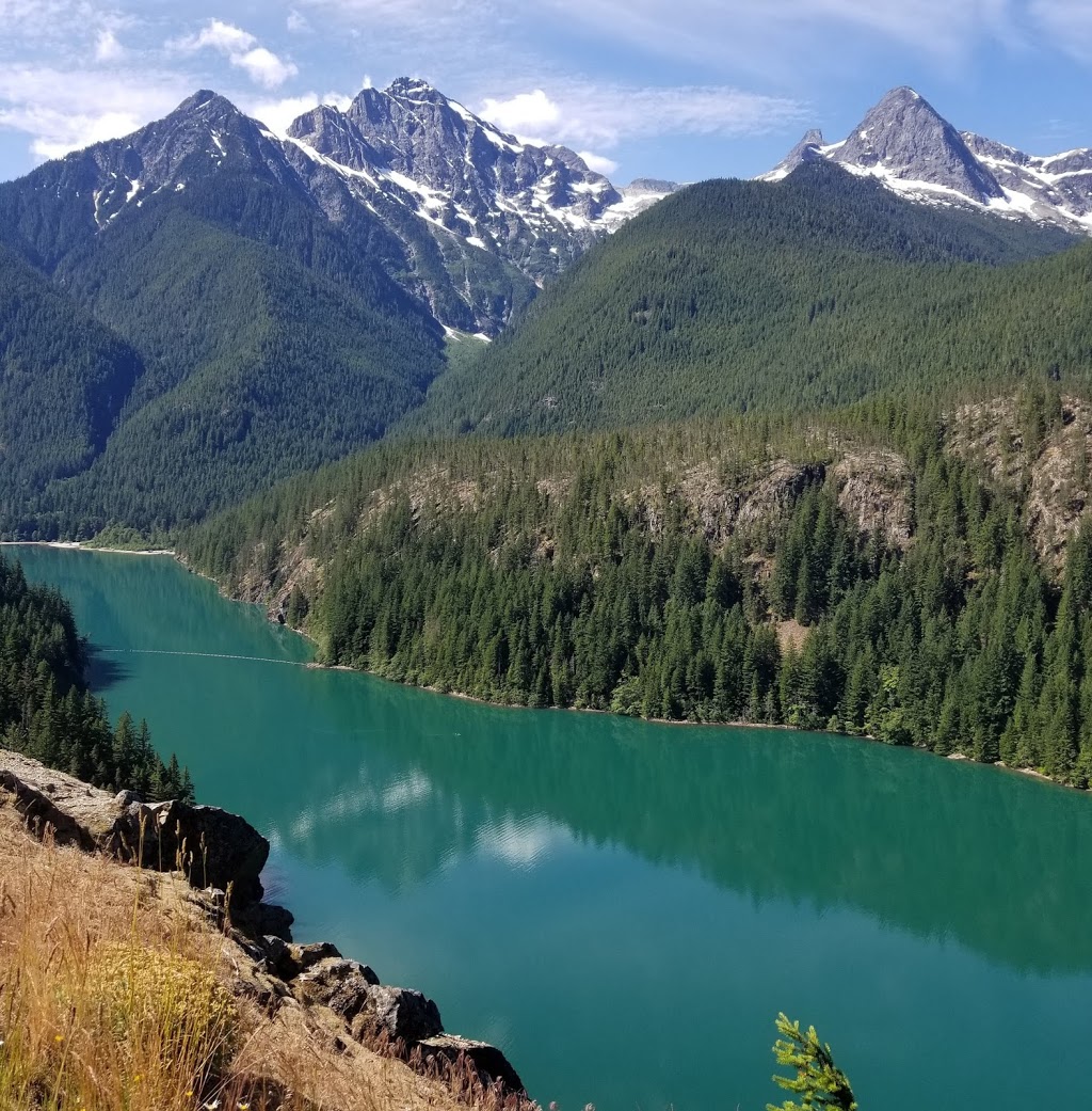 Glacier Peak Resort & Winery | restaurant | 58468 WA-20, Rockport, WA 98283, USA | 3608732250 OR +1 360-873-2250