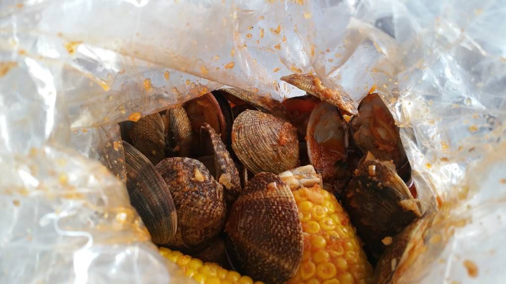 Hot N Juicy Crawfish | restaurant | 15972 S Euclid St, Fountain Valley, CA 92708, USA | 7147754465 OR +1 714-775-4465