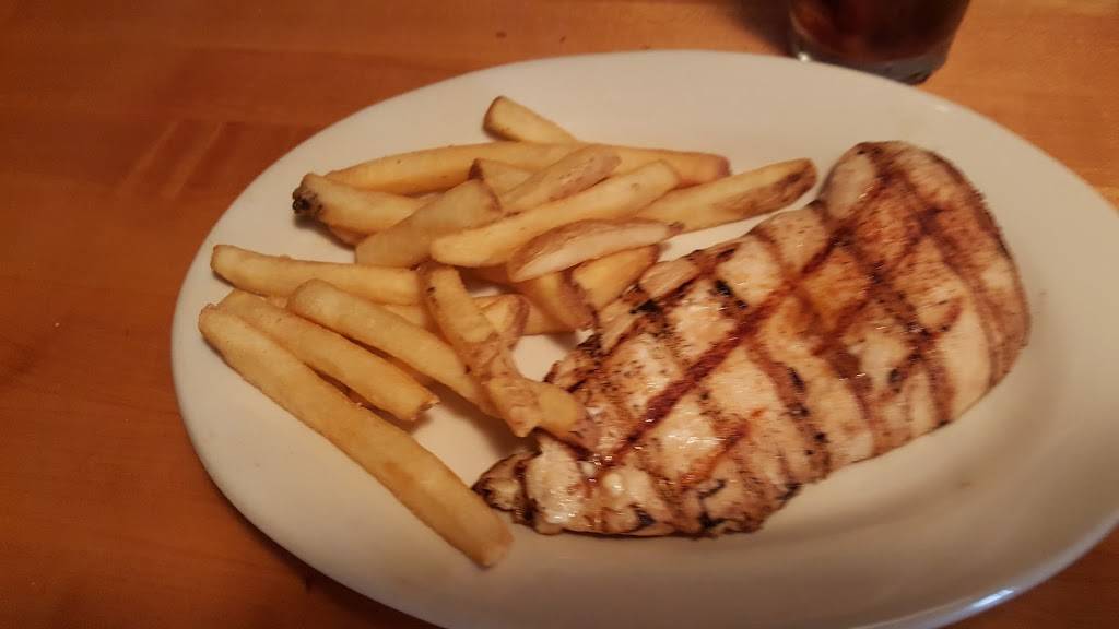 Dakotas Roadhouse of Jackson | restaurant | 451 McCarty Ln, Jackson, OH 45640, USA | 7402887427 OR +1 740-288-7427