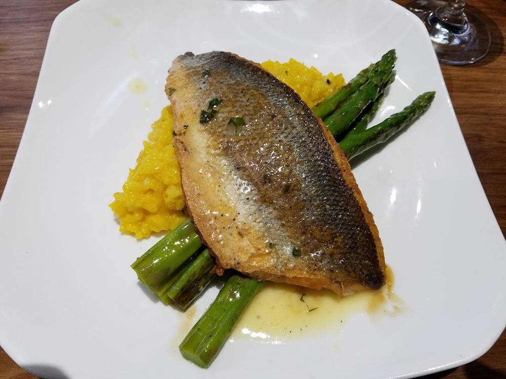 Harvest Wine Bar & Restaurant | restaurant | 1104 Chapel St, New Haven, CT 06510, USA | 2037772500 OR +1 203-777-2500