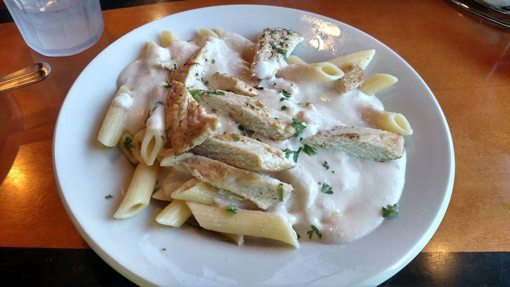 Chad Anthonys Italian Grille and Pub | restaurant | 4698 Belmont Ave, Youngstown, OH 44505, USA | 3307591561 OR +1 330-759-1561