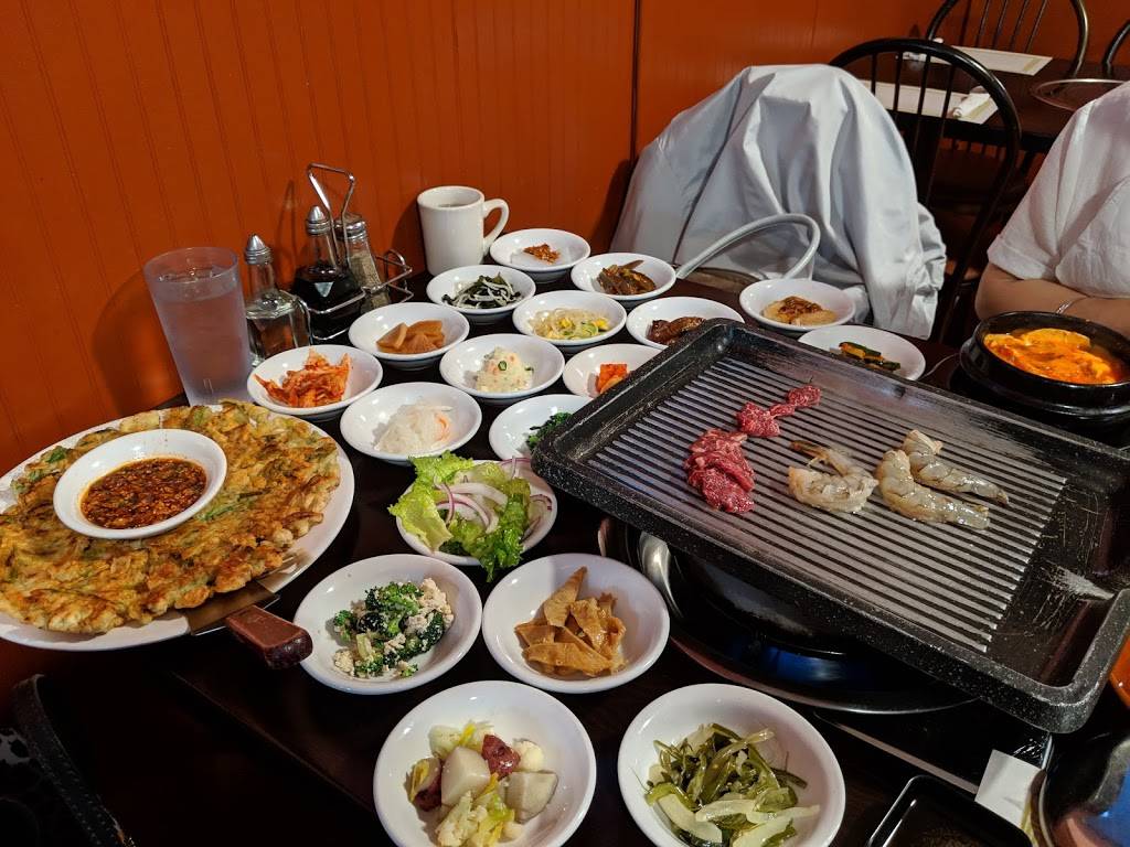 Rising Grill Korean BBQ | restaurant | 3709 Payne Ave, Cleveland, OH 44114, USA | 2164653561 OR +1 216-465-3561