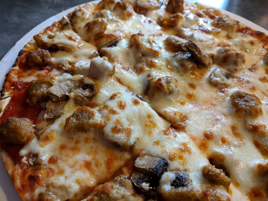 Doozys Sub & Pizza Shop | restaurant | 316 S 16th St, Omaha, NE 68102, USA | 4029918274 OR +1 402-991-8274