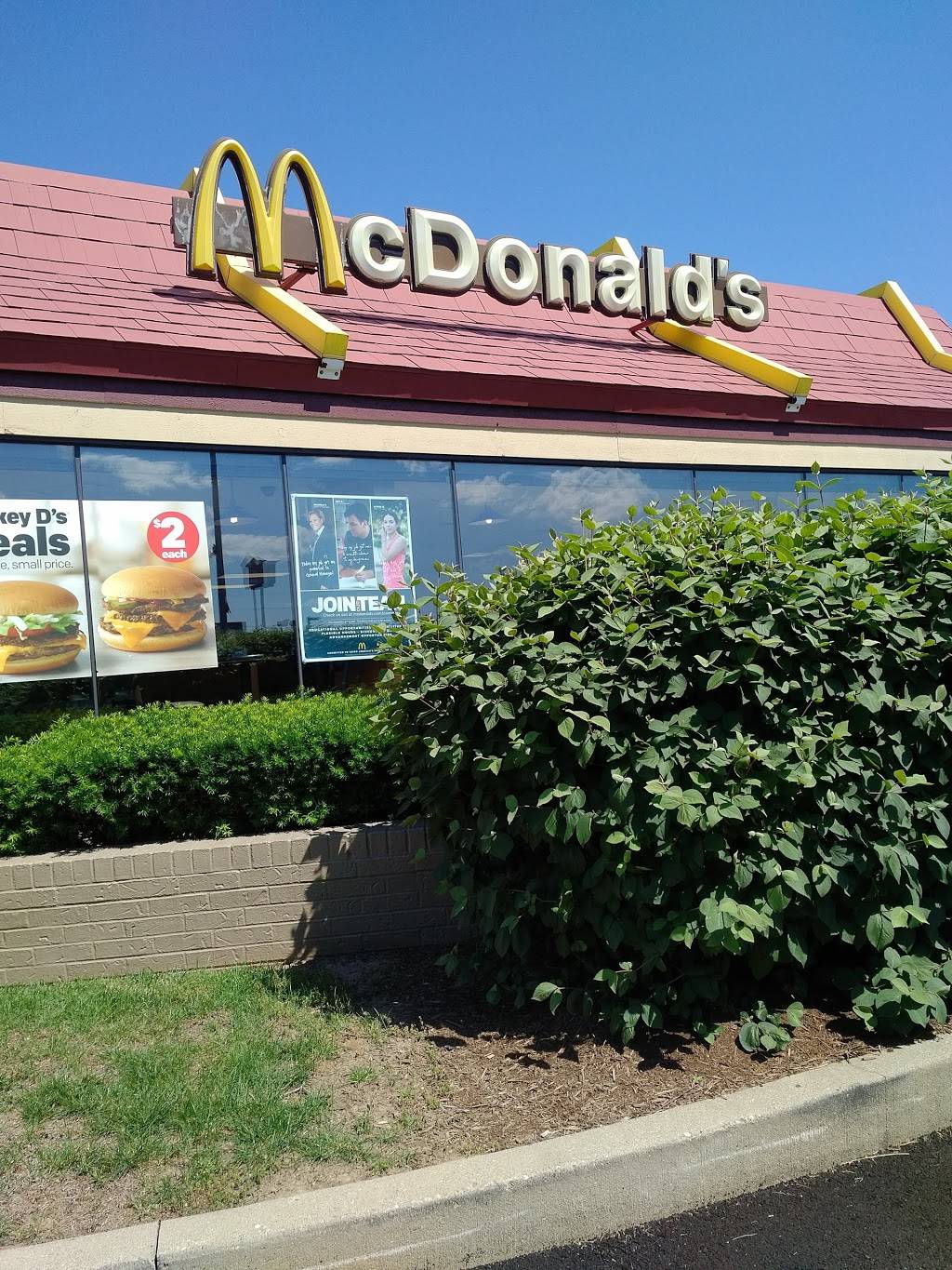 McDonalds | cafe | 6101 Cambridge Way, Plainfield, IN 46168, USA | 3178391241 OR +1 317-839-1241