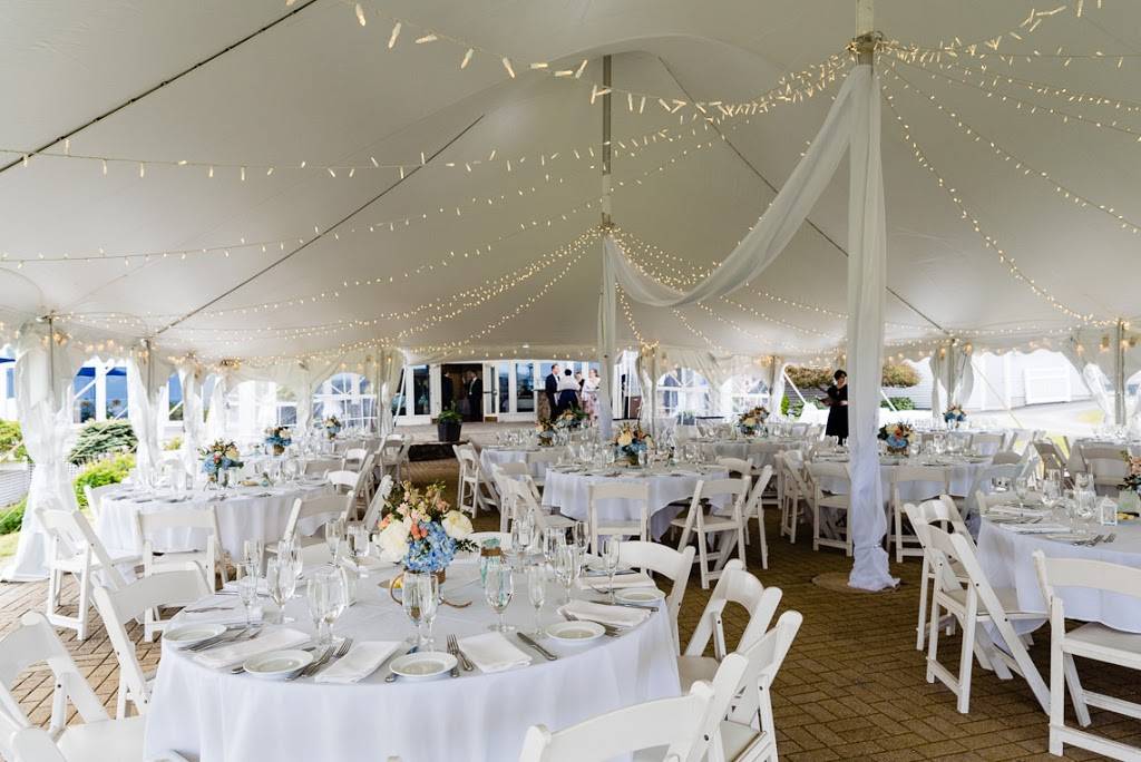 White Cliffs Country Club | restaurant | 1 Eastcliff Dr, Plymouth, MA 02360, USA | 5088888700 OR +1 508-888-8700