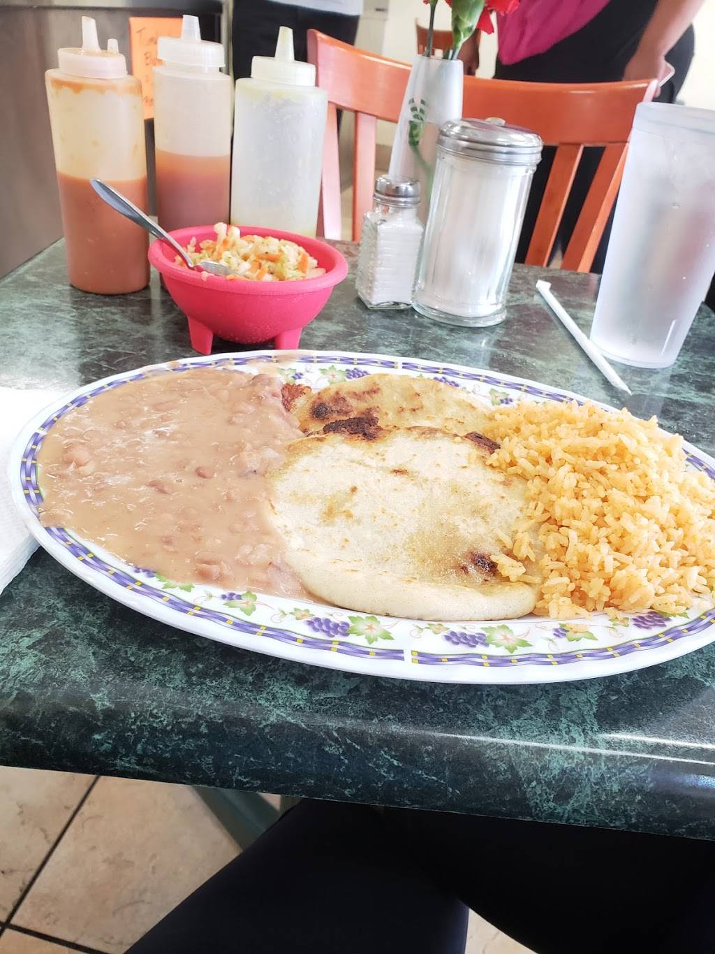 Pupusas Y Mas | restaurant | 136 E Arrow Hwy, Covina, CA 91722, USA | 6269794334 OR +1 626-979-4334