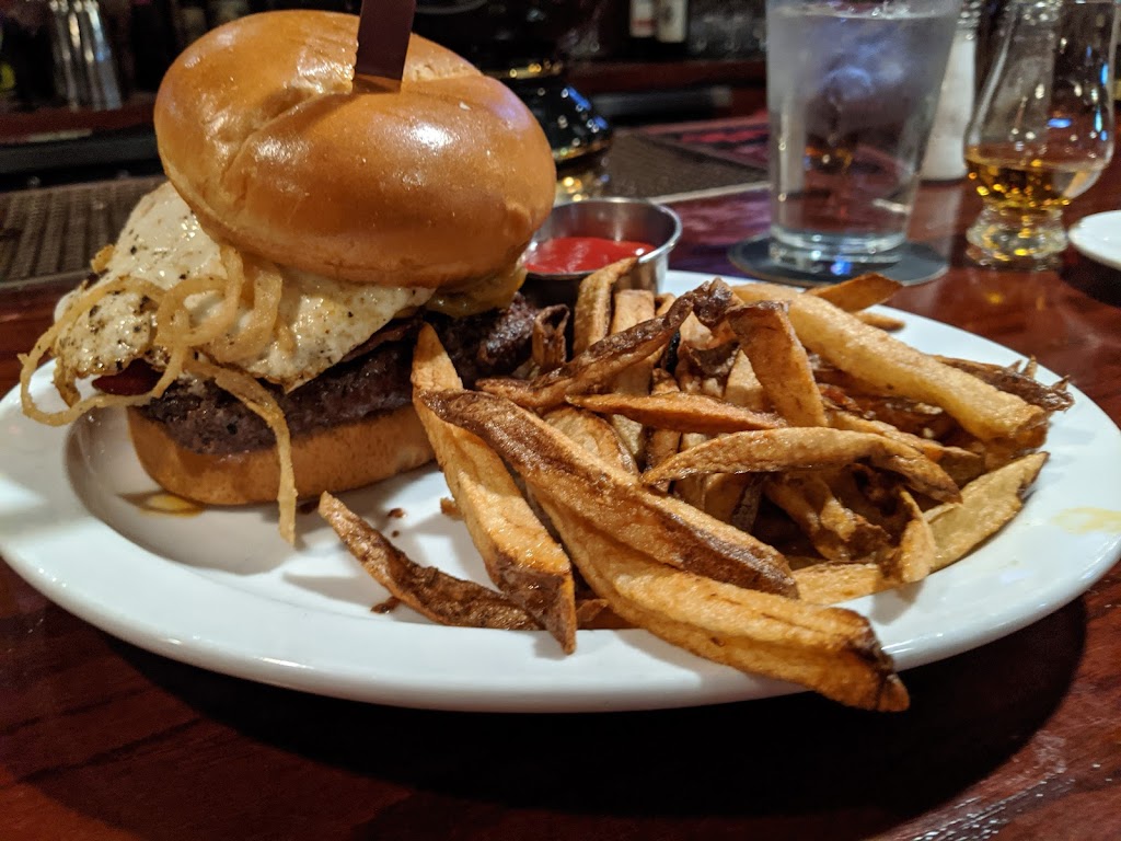 Black Cow Fat Pig Pub & Steak | restaurant | 702 W Norfolk Ave, Norfolk, NE 68701, USA | 4023702172 OR +1 402-370-2172