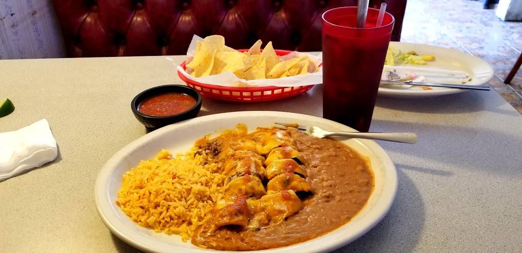 Cafe Hornitos | restaurant | 3704 I-35, Austin, TX 78705, USA | 5125244195 OR +1 512-524-4195