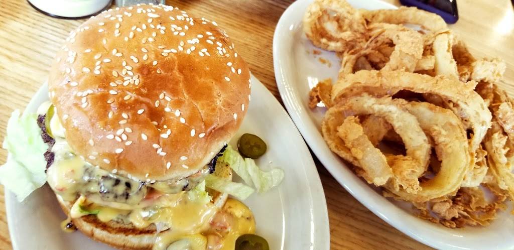 Good Time Charlies Bar & Cafe | restaurant | 2922 Broadway St, San Antonio, TX 78209, USA | 2108285392 OR +1 210-828-5392