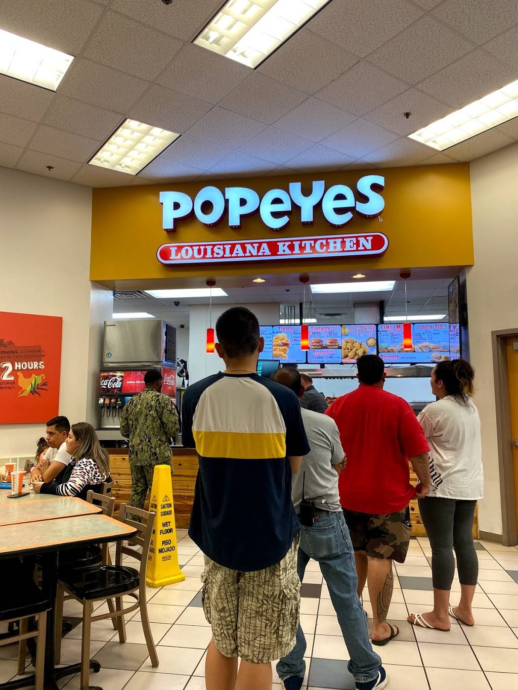 Popeyes Louisiana Kitchen | restaurant | 4275 Radford Dr Building 631, Honolulu, HI 96818, USA | 8084228440 OR +1 808-422-8440