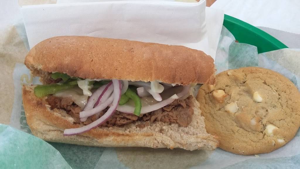 Subway | restaurant | Westland Center, 4375 N Pecos Rd #125, North Las Vegas, NV 89030, USA | 7026510999 OR +1 702-651-0999