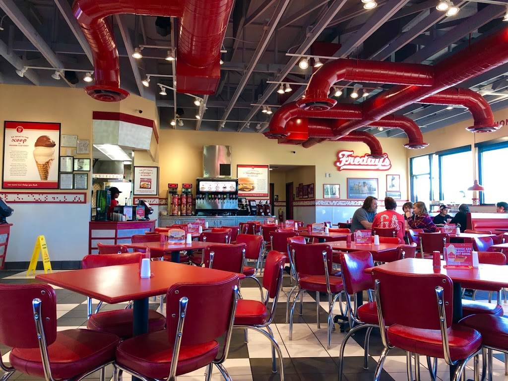 Freddys Frozen Custard & Steakburgers | restaurant | 1701 Capps Landing, Opelika, AL 36804, USA | 3342031618 OR +1 334-203-1618