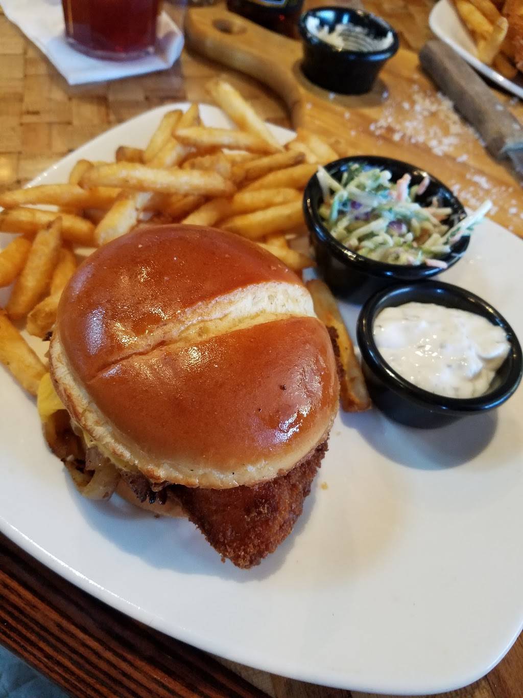 Islamorada Fish Company | restaurant | 1133 N Dobson Rd, Mesa, AZ 85201, USA | 6026065500 OR +1 602-606-5500