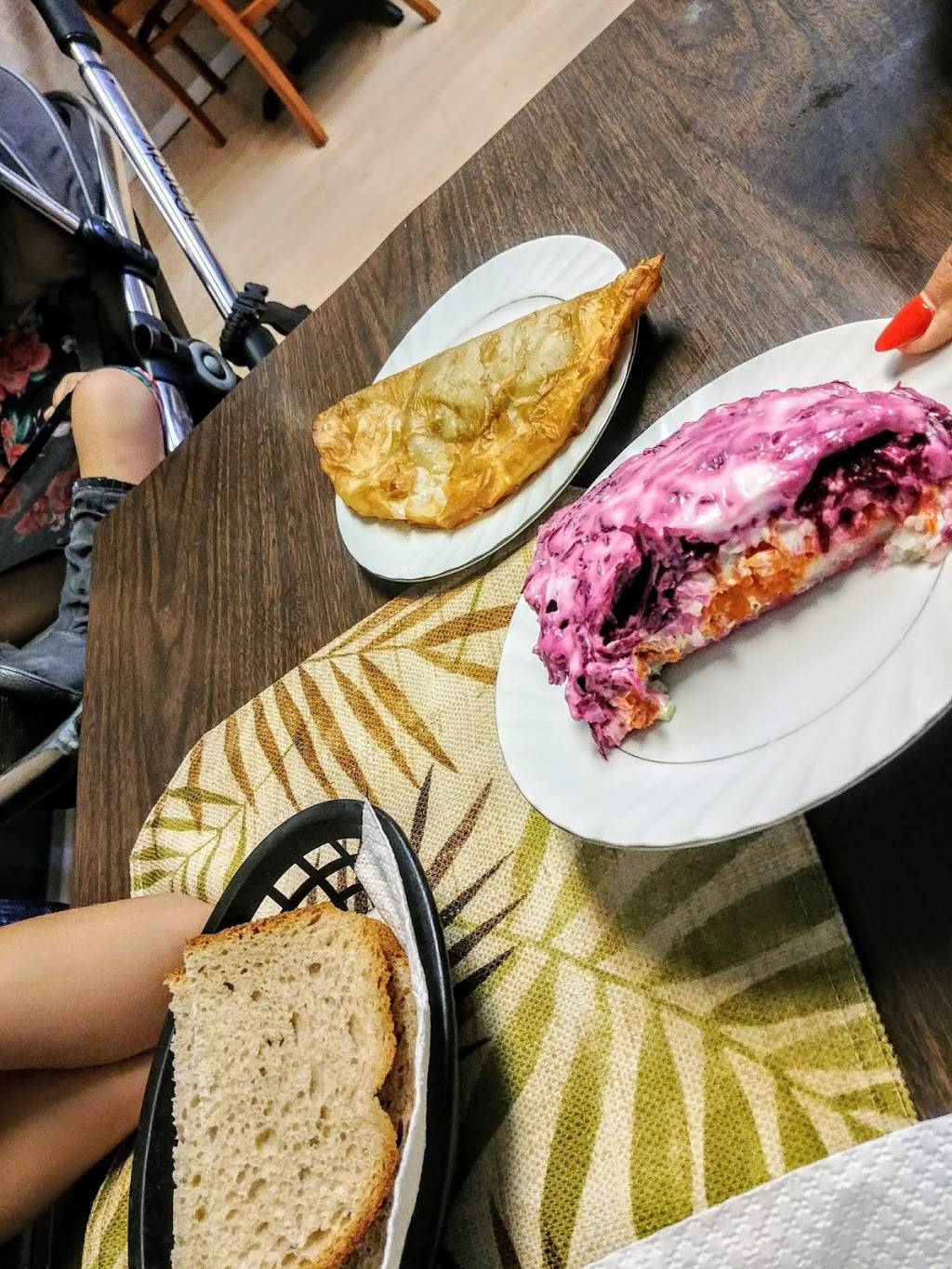 Lacomka-Bakery & Deli | restaurant | 2050 N Semoran Blvd, Winter Park, FL 32792, USA | 4076771101 OR +1 407-677-1101