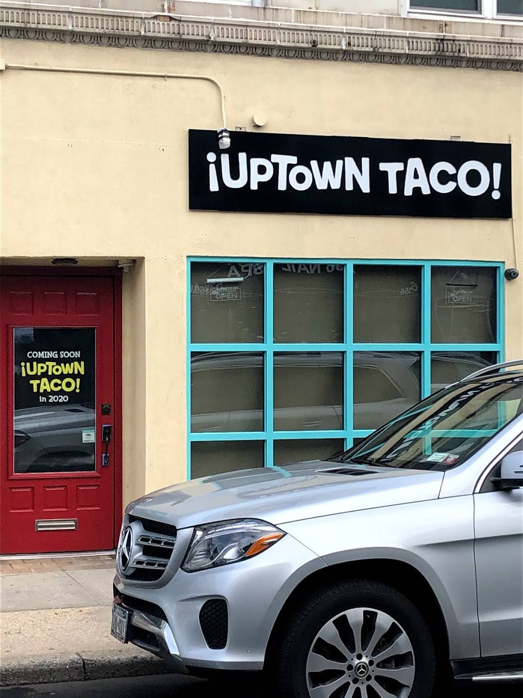 Uptown Taco | restaurant | 155 Tulip Ave, Floral Park, NY 11001, USA | 5165021456 OR +1 516-502-1456