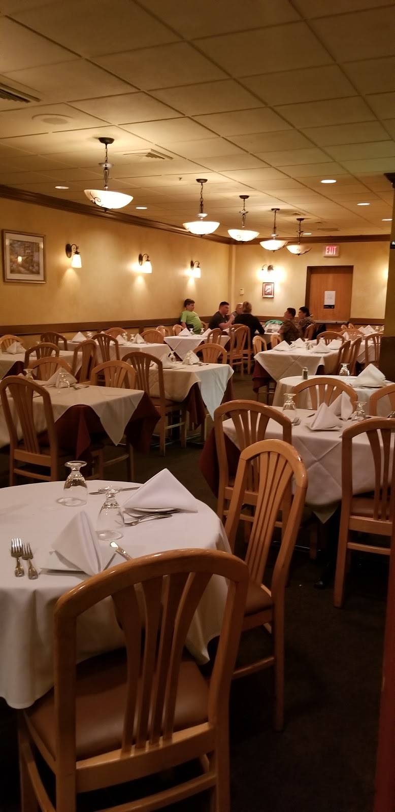 Calabria Mia | restaurant | 2150 Central Park Ave, Yonkers, NY 10710, USA | 9142229555 OR +1 914-222-9555