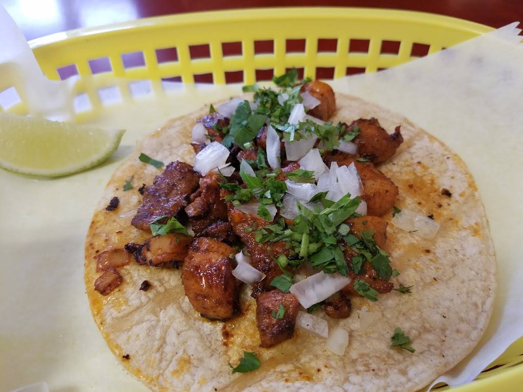 Taqueria San Miguel | restaurant | 1726 Roosevelt Rd, Wheaton, IL 60187, USA | 6305809417 OR +1 630-580-9417