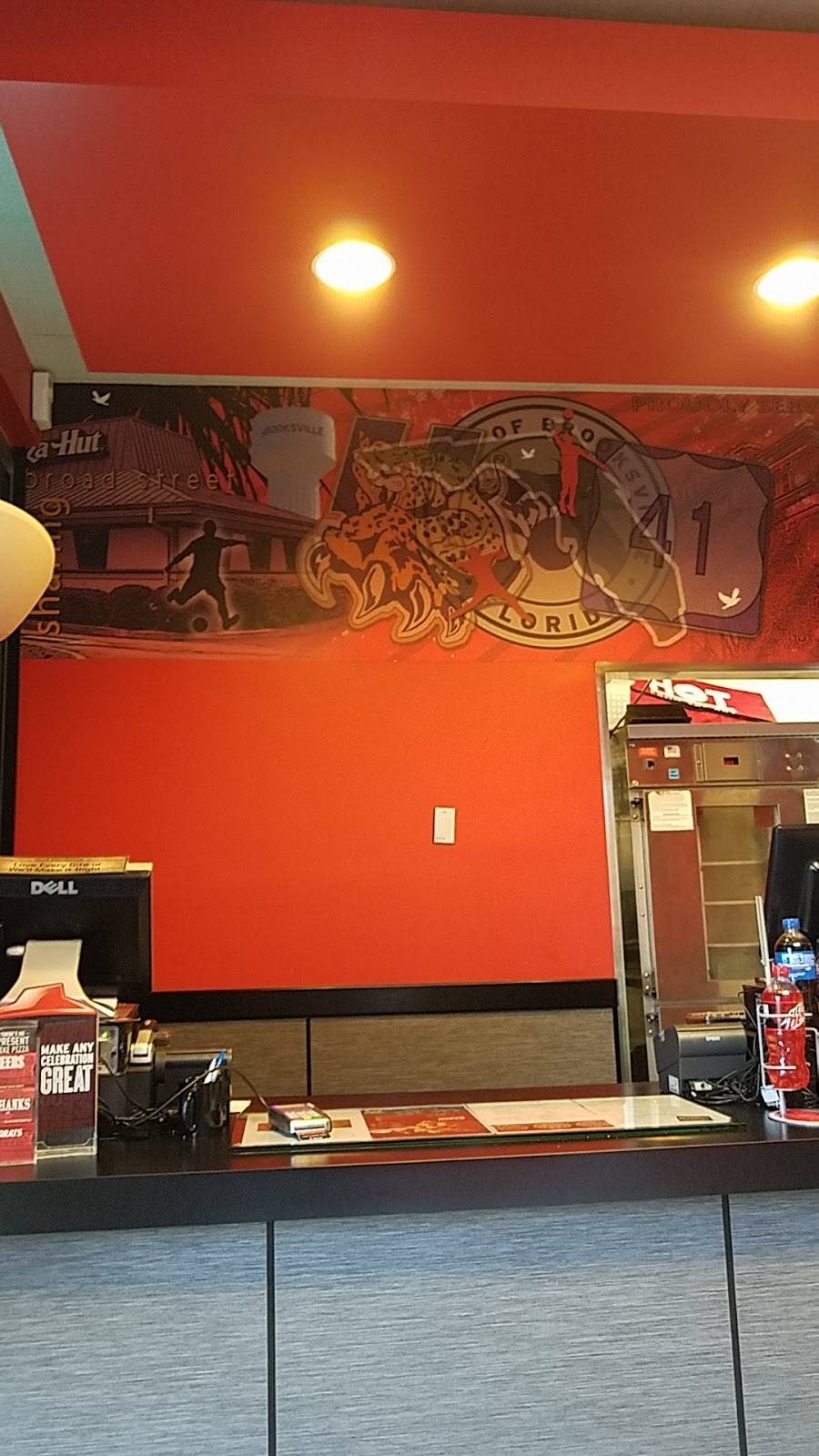 Pizza Hut | restaurant | 7191 Broad St, Brooksville, FL 34601, USA | 3527964040 OR +1 352-796-4040