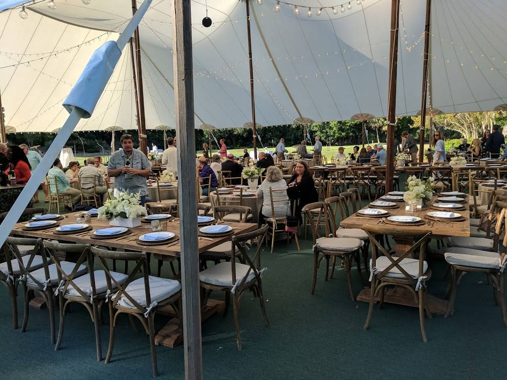 Robbers Row Grill | restaurant | 10 Clubhouse Dr, Hilton Head Island, SC 29928, USA | 8436811751 OR +1 843-681-1751