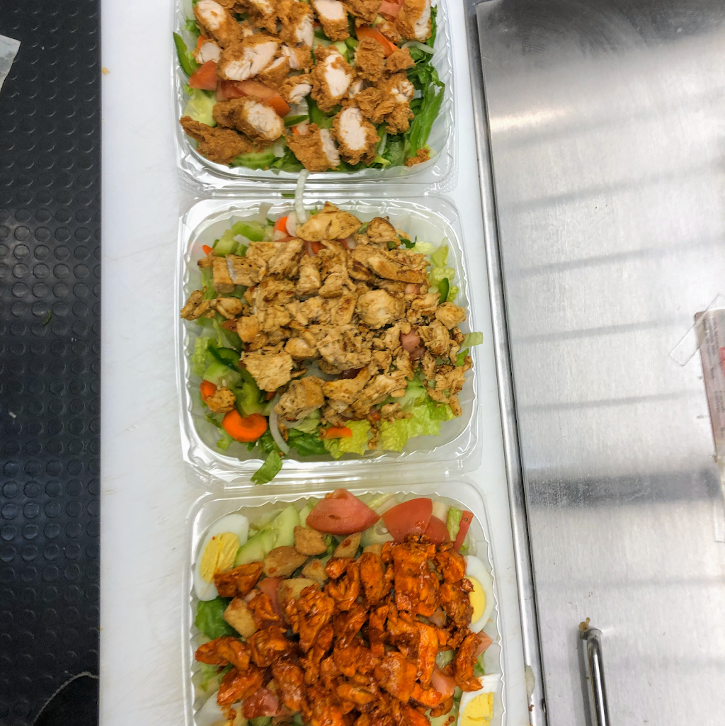 Krispy Krunchy Chicken&deli / Fells Point | meal takeaway | 400 S Broadway, Baltimore, MD 21231, USA | 4438353663 OR +1 443-835-3663