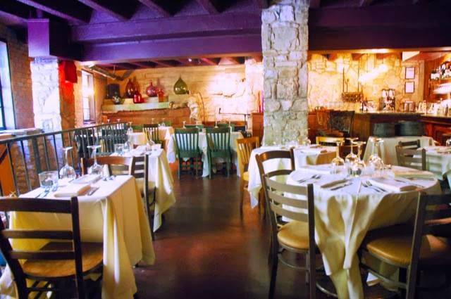 Bella on Houston | restaurant | 204 E Houston St, San Antonio, TX 78205, USA | 2104042355 OR +1 210-404-2355