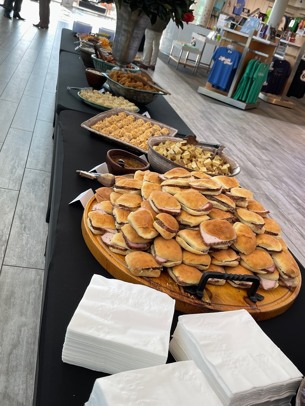 Catfish Cabin | restaurant | 575 US-61, Boyle, MS 38730, USA | 6628460004 OR +1 662-846-0004