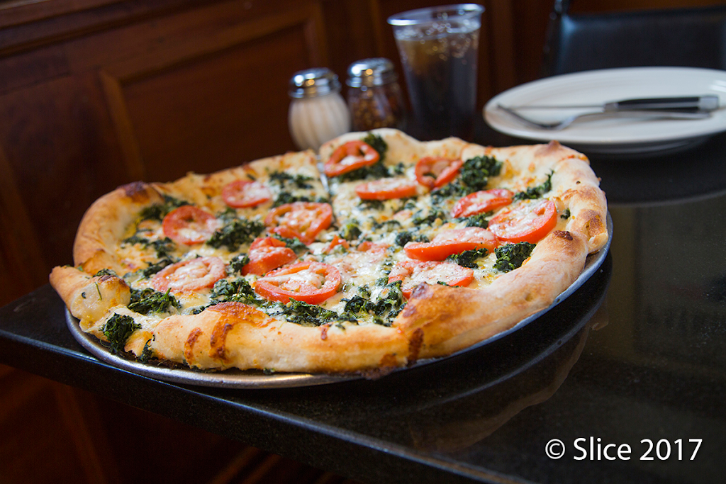 Sals Pizza | restaurant | 205 L St, Boston, MA 02127, USA | 6172685800 OR +1 617-268-5800
