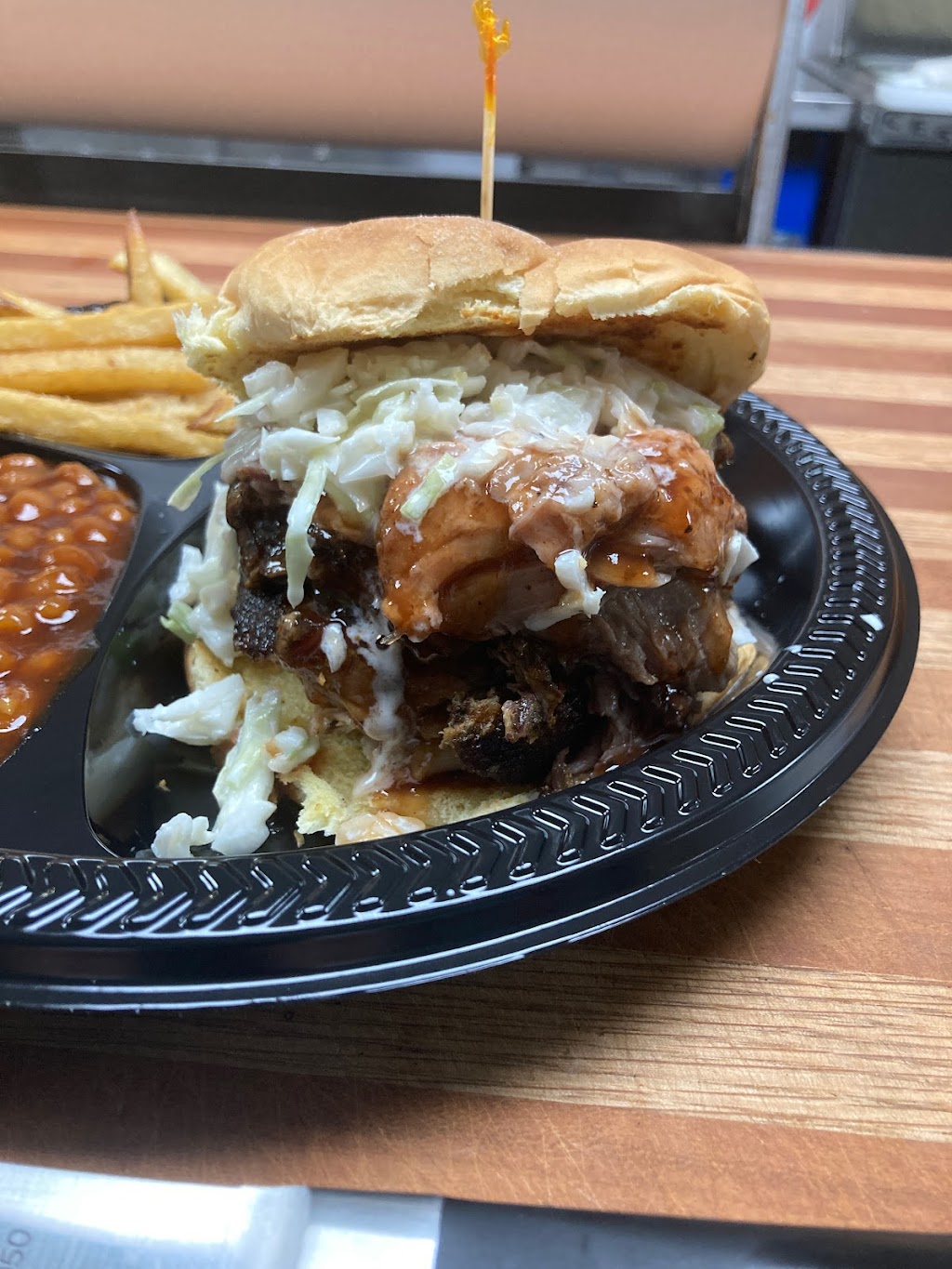 Fresh Garden Market & Smokehouse | restaurant | 3655 US-51, Senatobia, MS 38668, USA | 6625625622 OR +1 662-562-5622