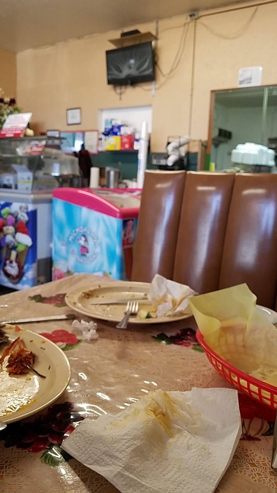 La Pupusa Loka | restaurant | 1956 E Charleston Blvd, Las Vegas, NV 89104, USA | 7023605652 OR +1 702-360-5652