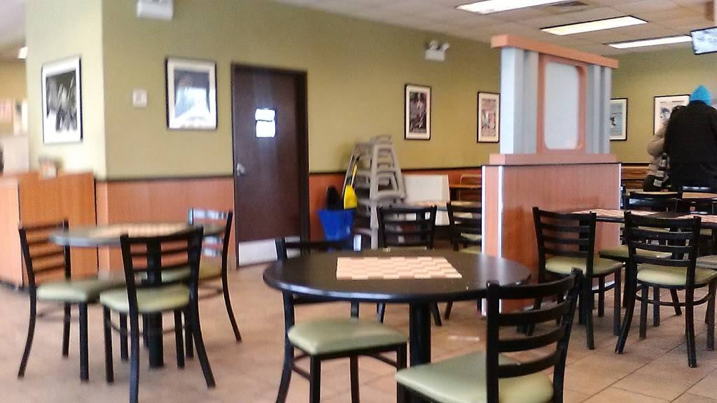 Burger King | restaurant | 418 E 79th St, Chicago, IL 60619, USA | 7737833175 OR +1 773-783-3175