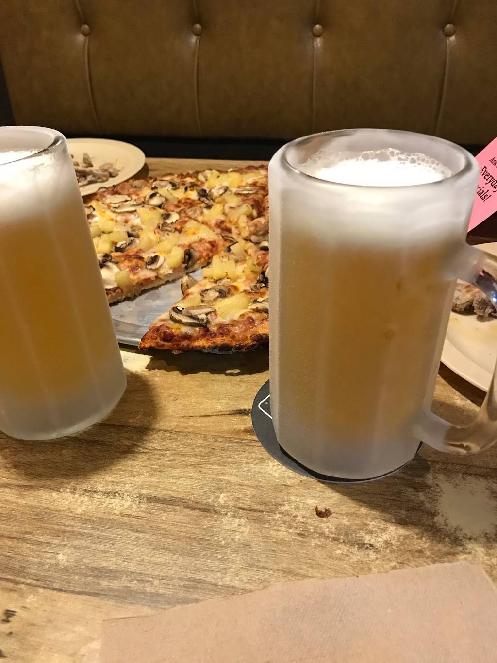 Pascos Pizza | restaurant | 17348 Main St, Hesperia, CA 92345, USA | 7602449656 OR +1 760-244-9656