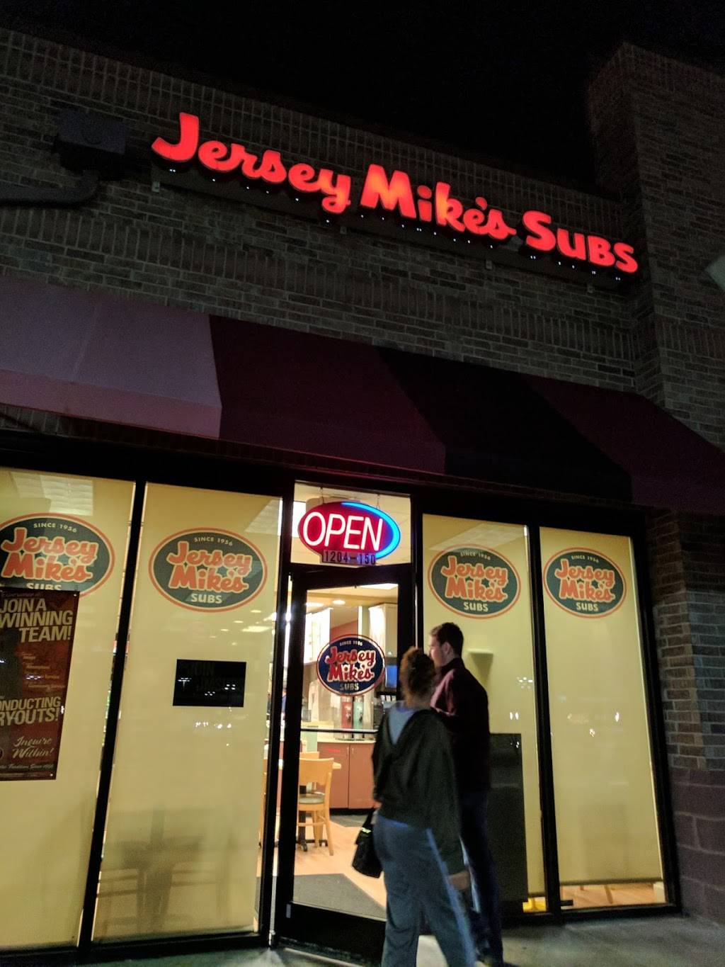 Jersey Mikes Subs | meal takeaway | 1204 N Interstate Dr Suite 150, Norman, OK 73072, USA | 4053215100 OR +1 405-321-5100