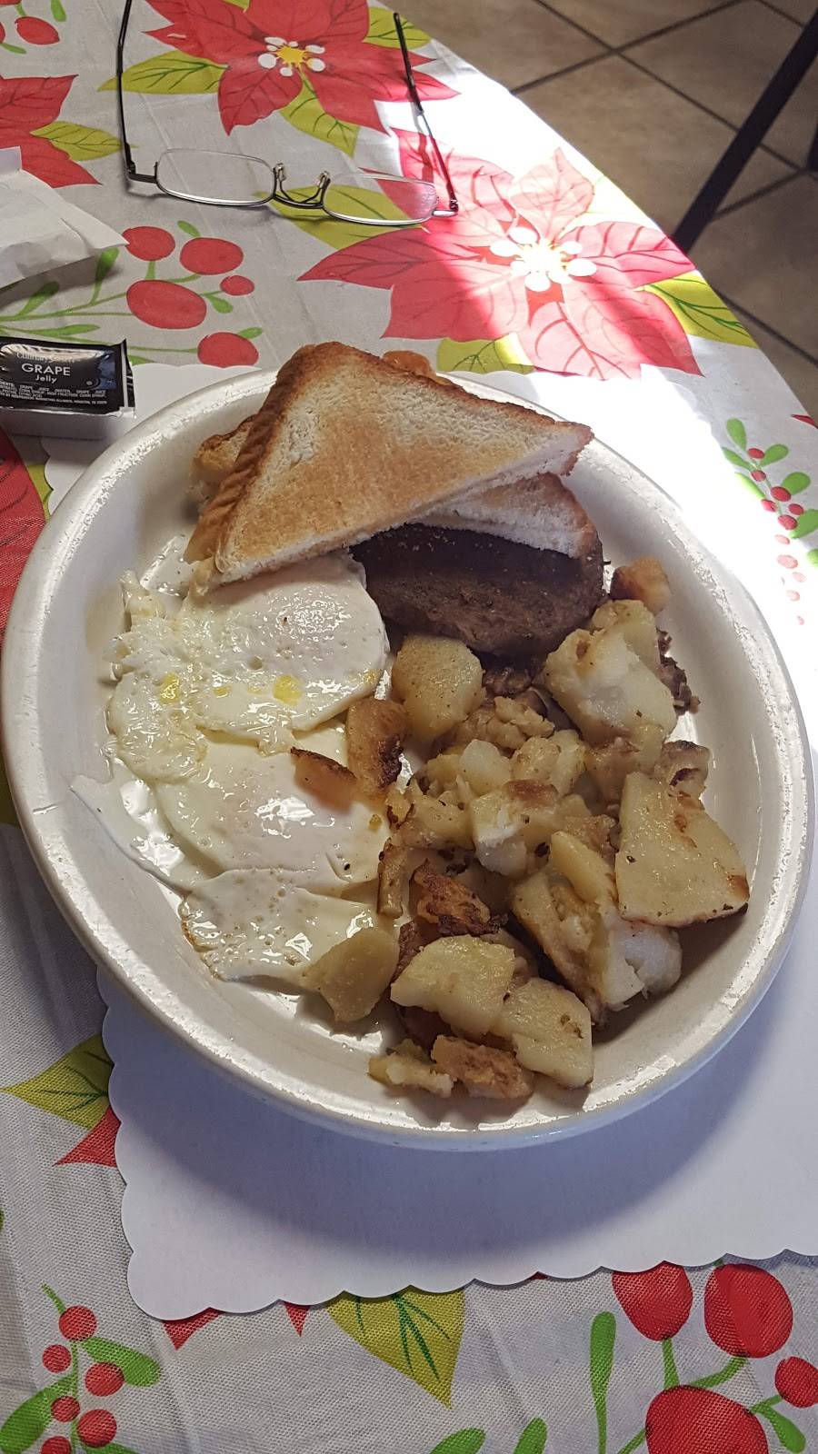 Moms Place | restaurant | 501 Hoult Rd, Fairmont, WV 26554, USA | 3045348055 OR +1 304-534-8055