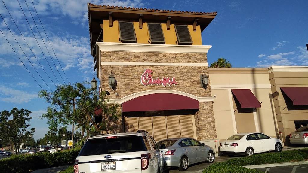 Chick-fil-A | restaurant | 1647 E Imperial Hwy, Brea, CA 92821, USA | 7146740233 OR +1 714-674-0233