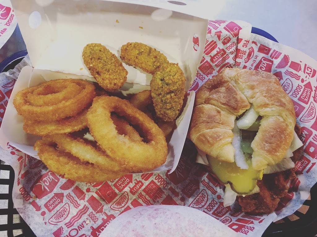 Jack in the Box | restaurant | 23017 Pacific Coast Hwy, Malibu, CA 90265, USA | 3104568943 OR +1 310-456-8943