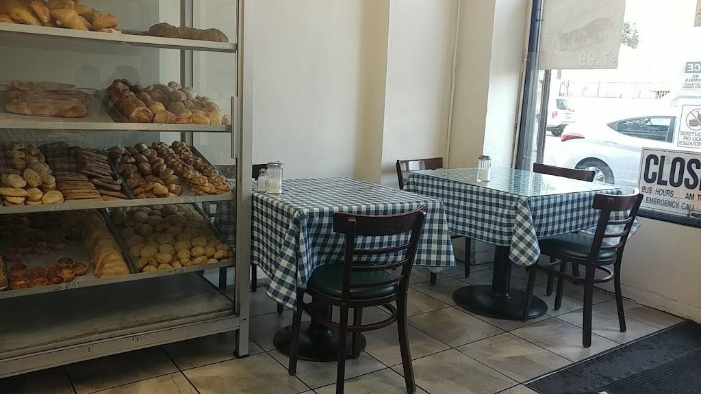 El Arca | bakery | 1818 W 54th St, Los Angeles, CA 90062, USA | 3232903989 OR +1 323-290-3989