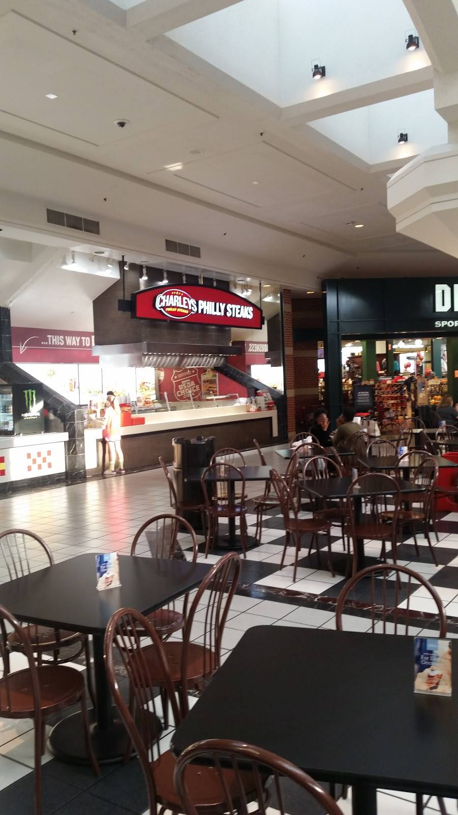 Charleys Philly Steaks | restaurant | 2727 Fairfield Commons, Beavercreek, OH 45431, USA | 9374311413 OR +1 937-431-1413