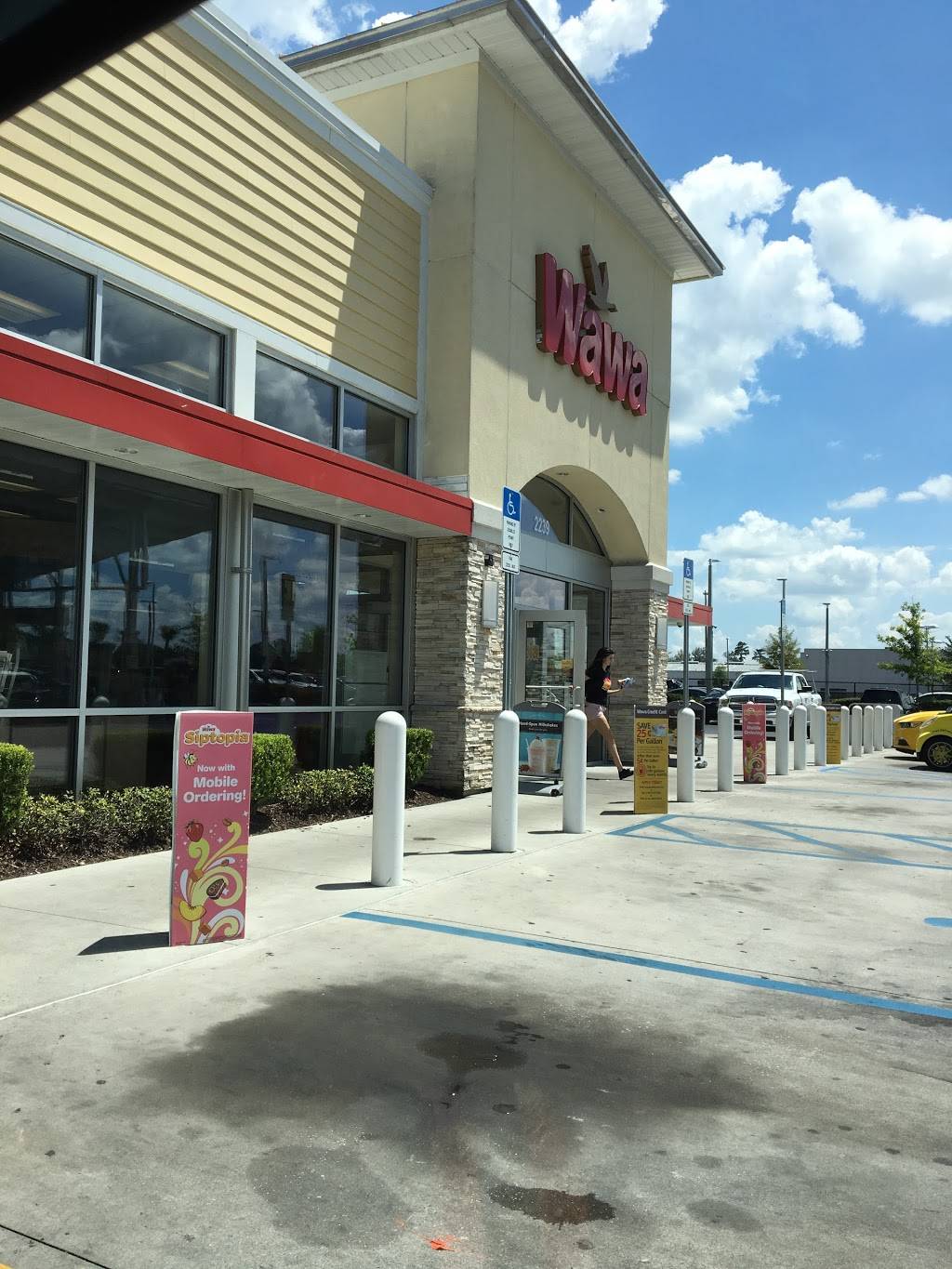 Wawa | cafe | 2239 N Semoran Blvd, Orlando, FL 32807, USA | 4076711061 OR +1 407-671-1061
