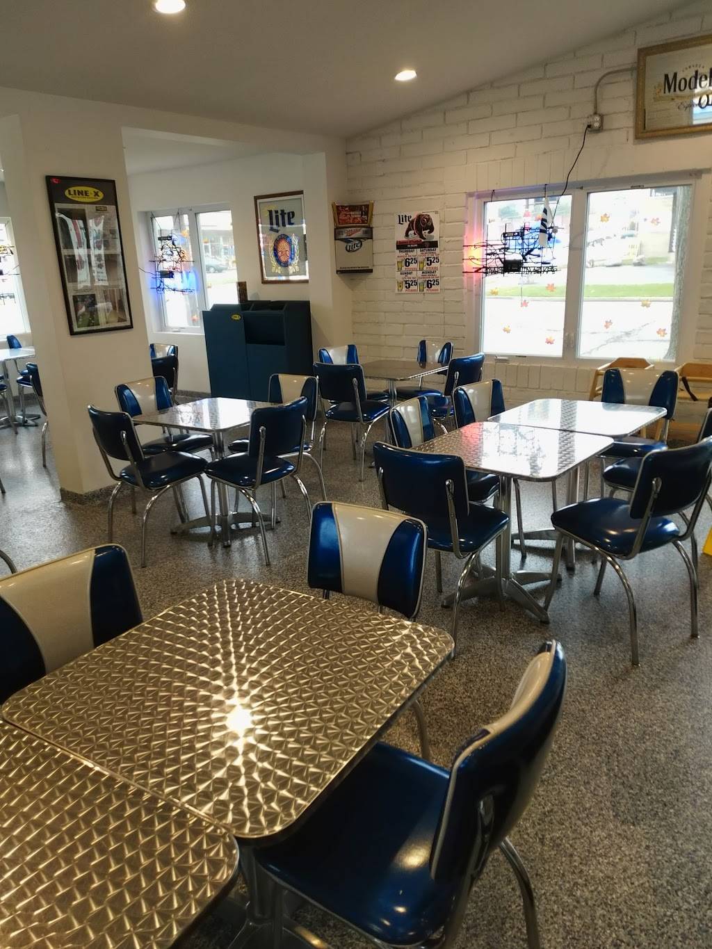 Georges Gyros | restaurant | 3416, 2122 Grand Ave, Waukegan, IL 60085, USA | 8476726502 OR +1 847-672-6502