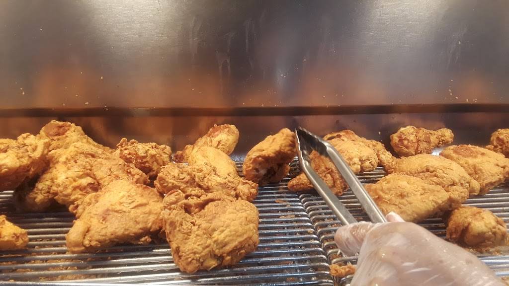 Churchs Chicken | restaurant | 3095 Calder Ave, Beaumont, TX 77702, USA | 4098357281 OR +1 409-835-7281