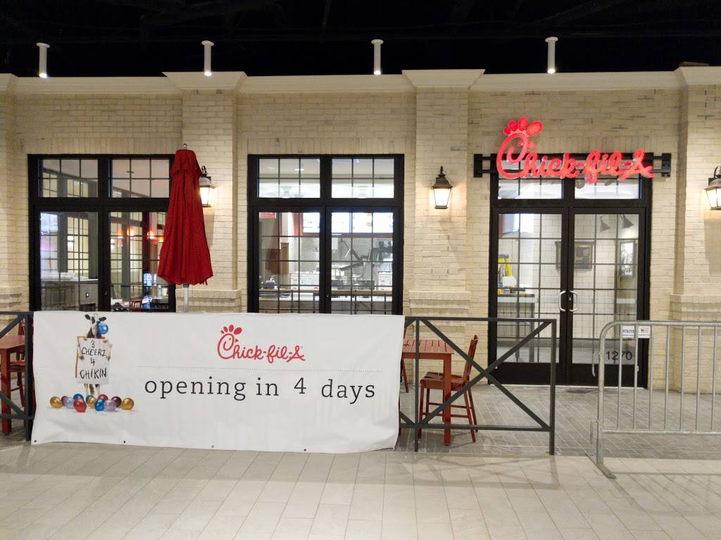 Chick-Fil-A | restaurant | 671 N Glebe Rd Ste 1270, Arlington, VA 22203, USA | 7032438000 OR +1 703-243-8000