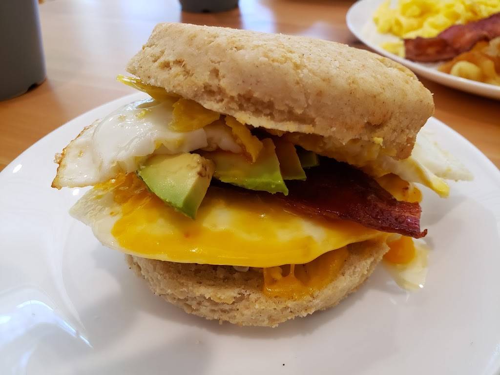 521 Biscuits & Waffles | restaurant | 521 E Main St, Richmond, VA 23219, USA | 8044828924 OR +1 804-482-8924