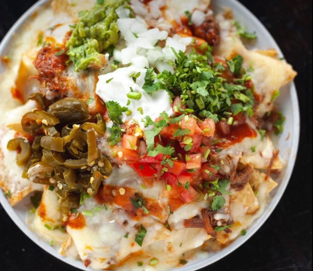 Don Chuys Mexican Restaurant | restaurant | 11800 Jefferson Blvd, Los Angeles, CA 90230, USA | 3103989606 OR +1 310-398-9606