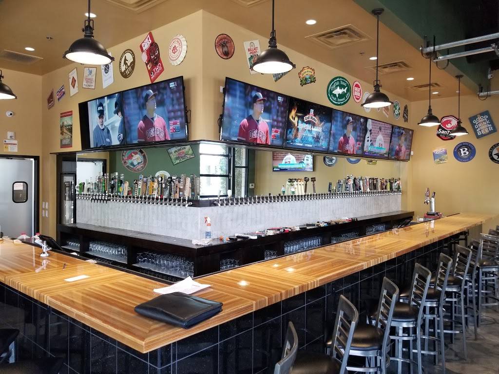 Growler USA | restaurant | 5415 E High St #101, Phoenix, AZ 85054, USA | 4804544354 OR +1 480-454-4354