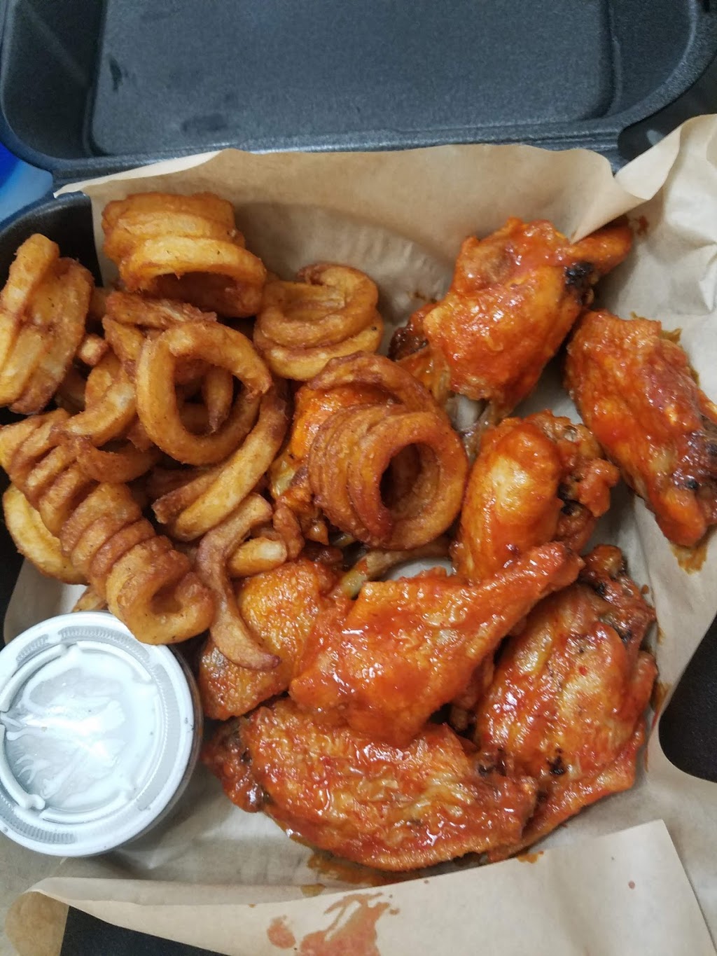 Its Just Wings | restaurant | 2185 Eastridge Loop, San Jose, CA 95122, USA | 4697887973 OR +1 469-788-7973