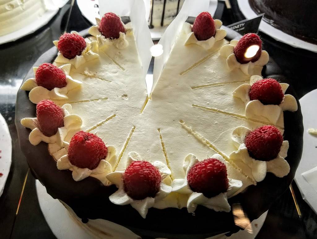 Figaro Dessert Cafe | cafe | 3011 University Ave, San Diego, CA 92104, USA | 6192412976 OR +1 619-241-2976