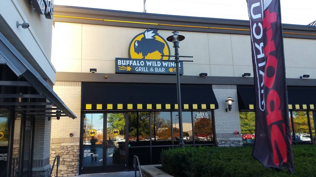 Buffalo Wild Wings | meal takeaway | 6816 Charlotte Pike #110, Nashville, TN 37209, USA | 6153529963 OR +1 615-352-9963