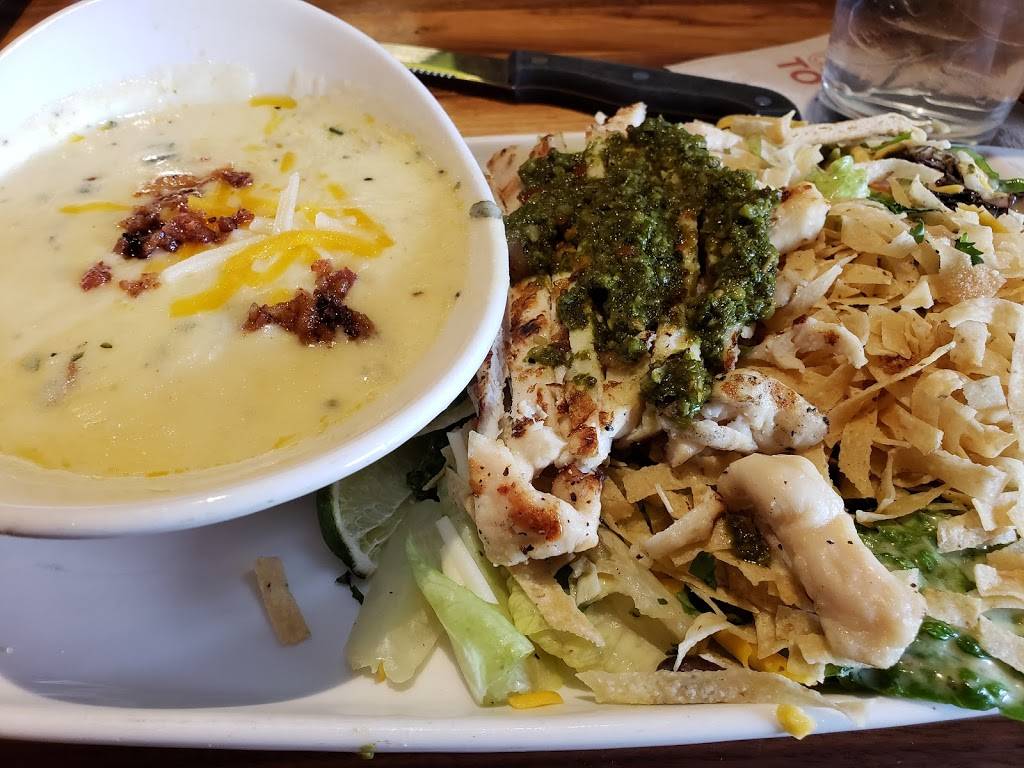 Applebees Grill + Bar | restaurant | 11860 N, US-31, Edinburgh, IN 46124, USA | 8125262376 OR +1 812-526-2376