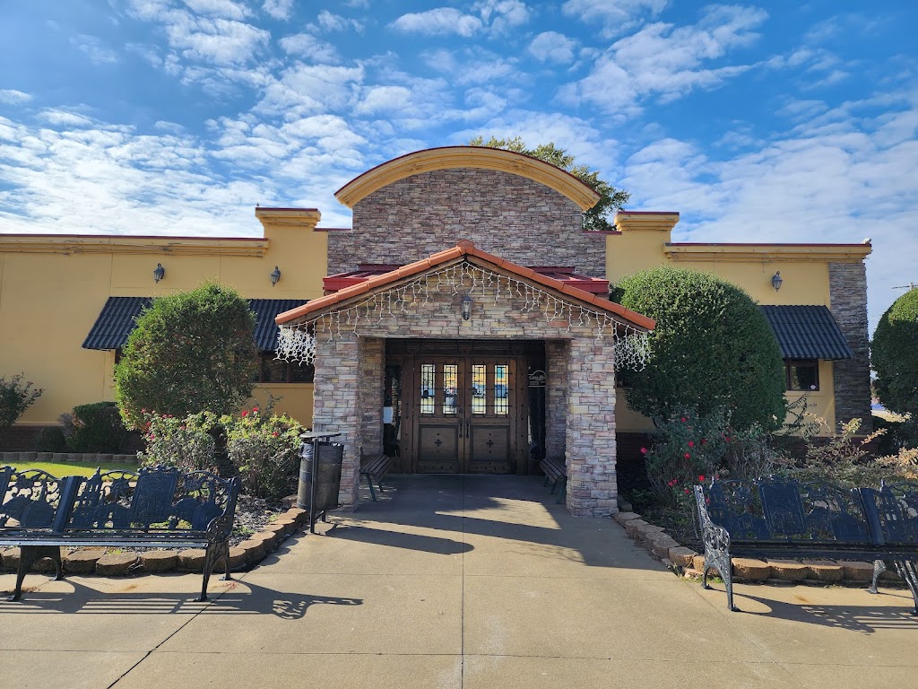 Casa Brava | restaurant | 1801 E Beebe Capps Expy, Searcy, AR 72143, USA | 5013053231 OR +1 501-305-3231